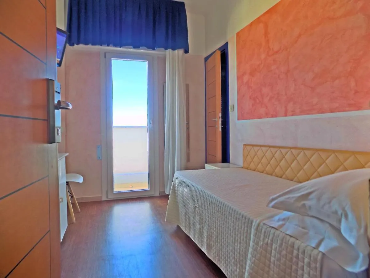 Hotel Diplomatic Riccione 3*,  Olaszország